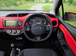 Toyota Yaris 5-Door 2014 года (UK)